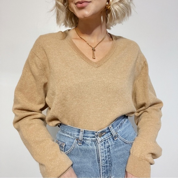 Cashmere Butterscotch V-Neck Knit Oversized Slouchy Sweater - Picture 1 of 5